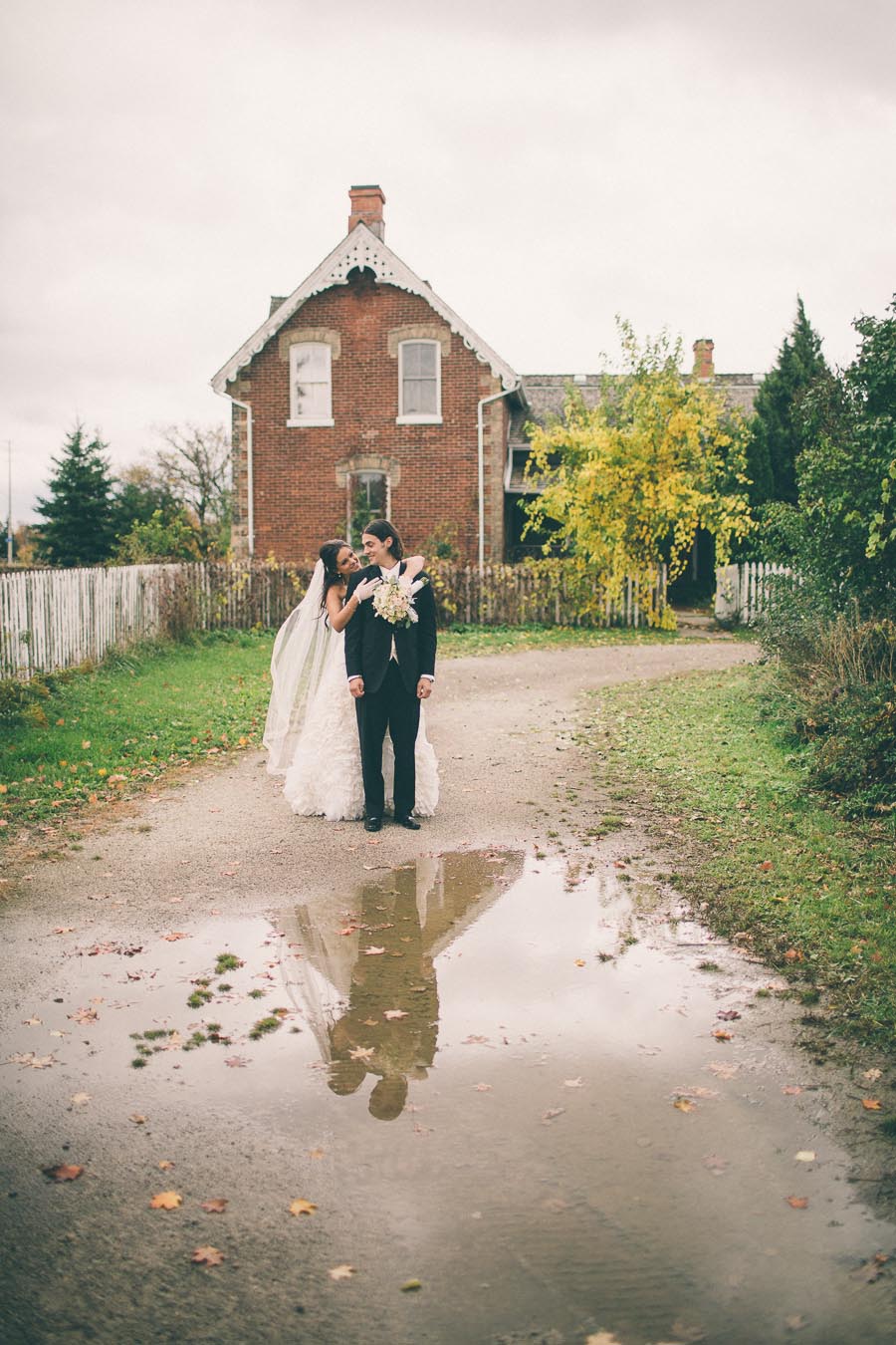 The Old Britannia Schoolhouse Wedding Pictures by Toronto Wedding Photography Studio