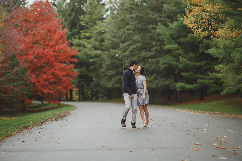 Kleinburg McMichael Art Gallery Engagement Pictures by Toronto Wedding Photographer Avangard Photography