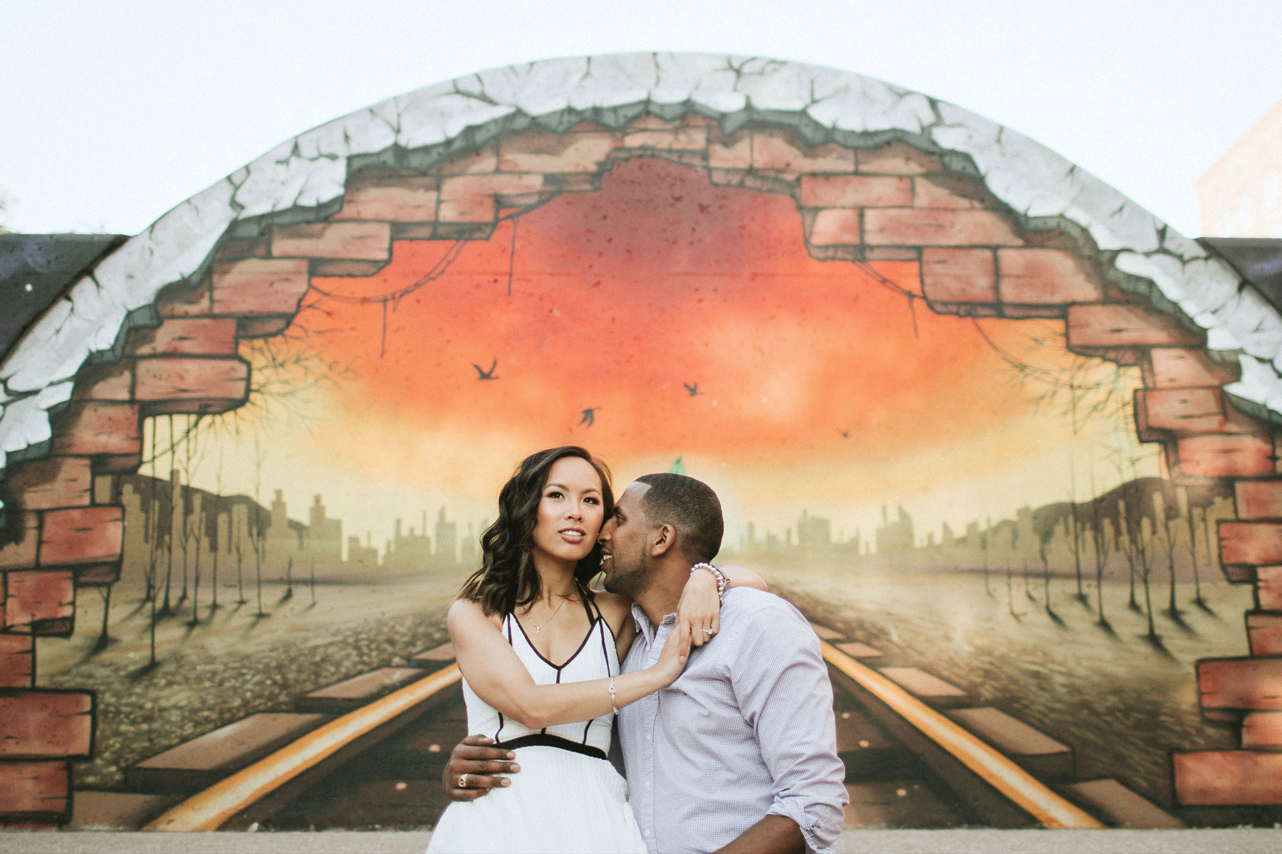 5 QUICK TIPS TO KICK-ASS ENGAGEMENT PICTURES