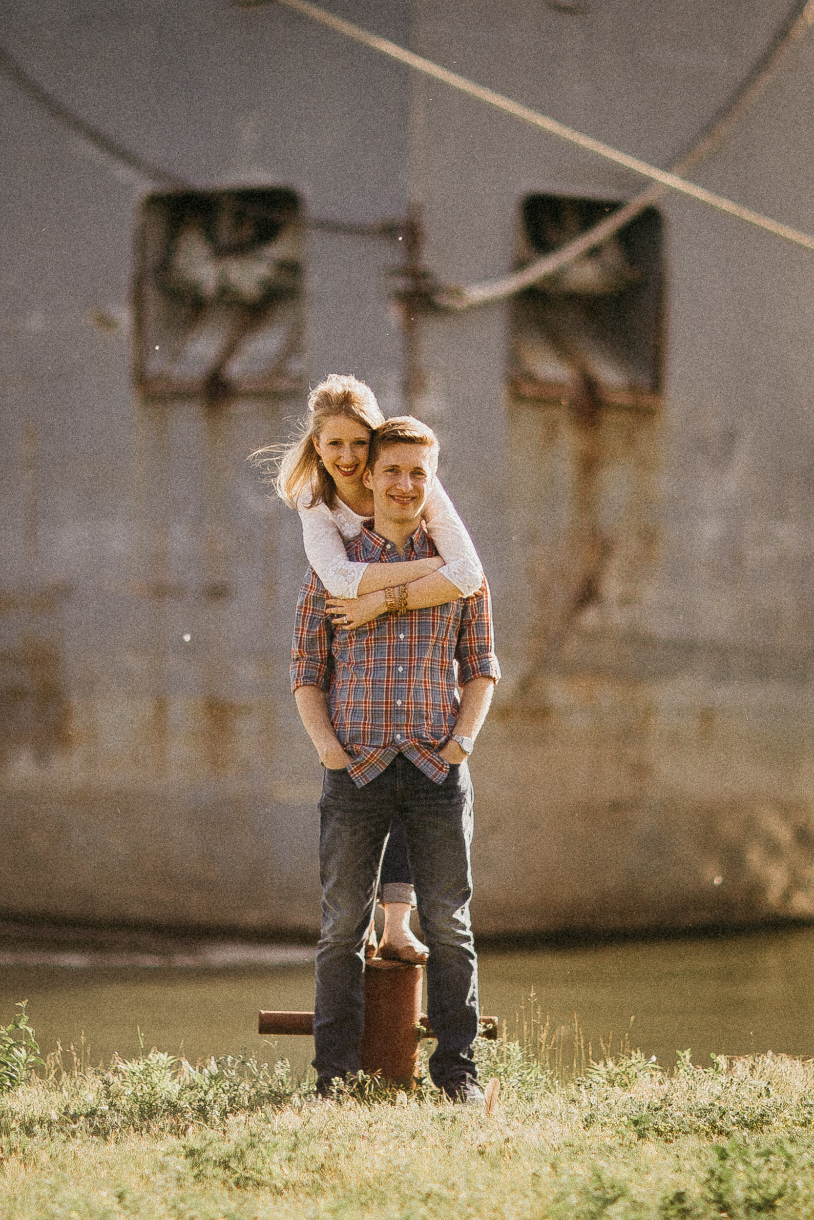 Love at the Docks: A Snapshot of Romance with Avangard Photography