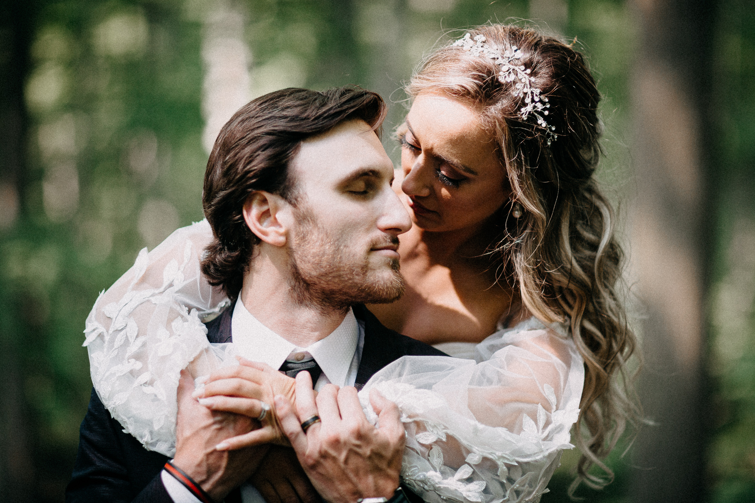 A Complete Guide to Wedding Photography Packages in Toronto: What You Need to Know