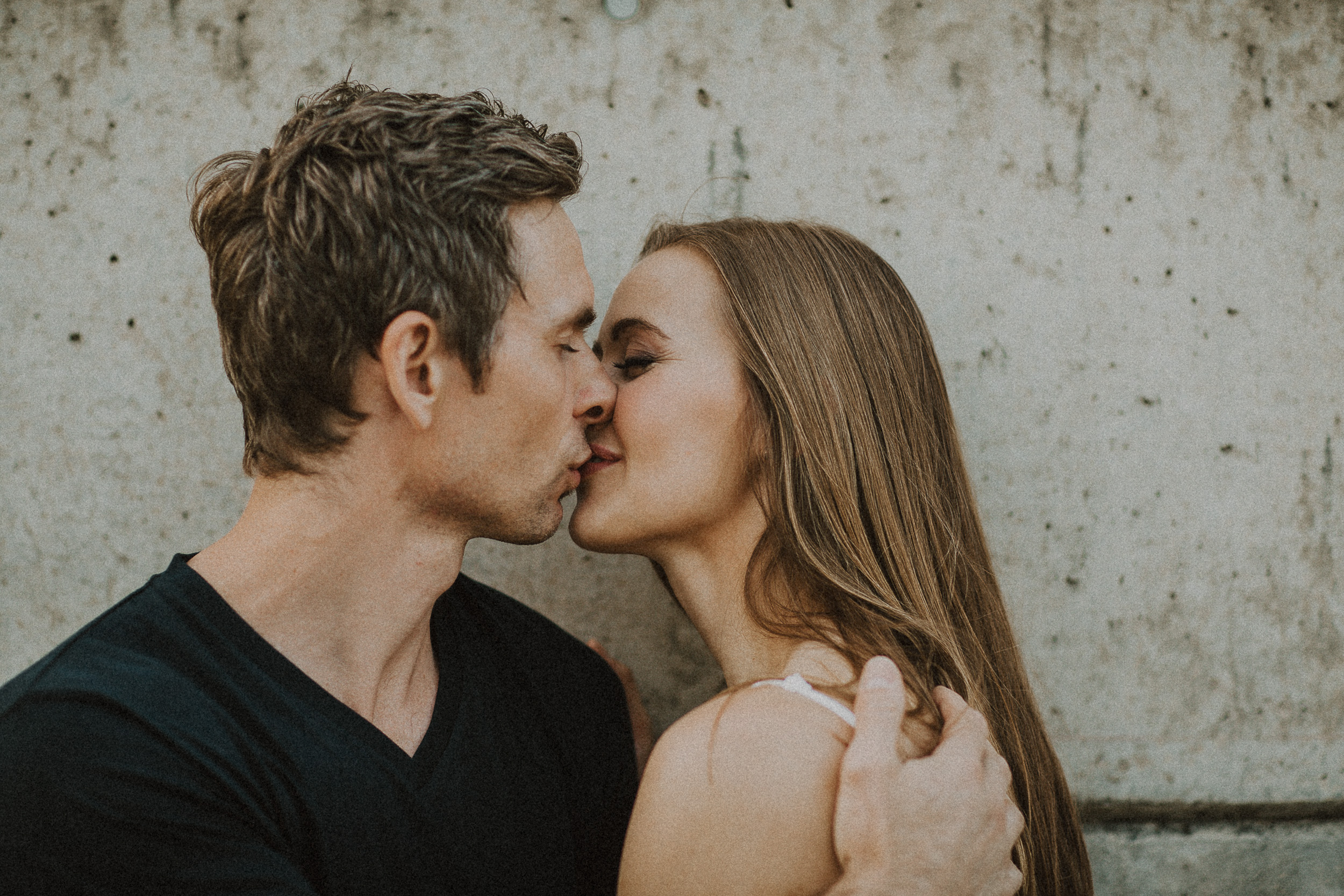 Why Downtown Toronto is Perfect for a Pre-Wedding Photoshoot